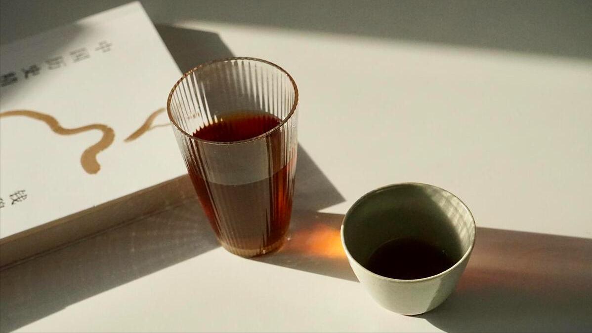 长期喝白开水和长期喝茶哪个健康,长期喝茶与长期喝白开水哪个健康