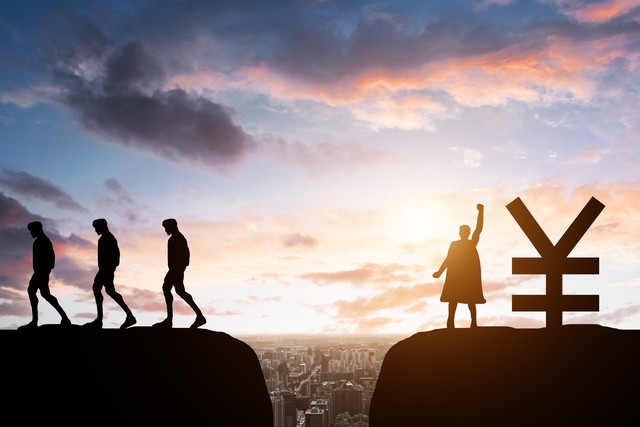 任何一个国家给全体国民发钱，为什么富人反对，穷人赞成呢？