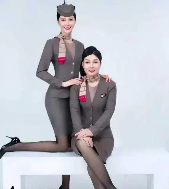 现在流行娶媳妇，都送丈母娘吗？这些母女照也太漂亮了吧