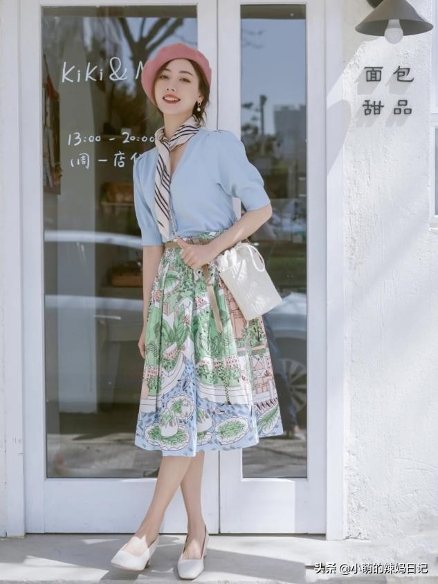 放弃黑白灰,放弃了黑白灰