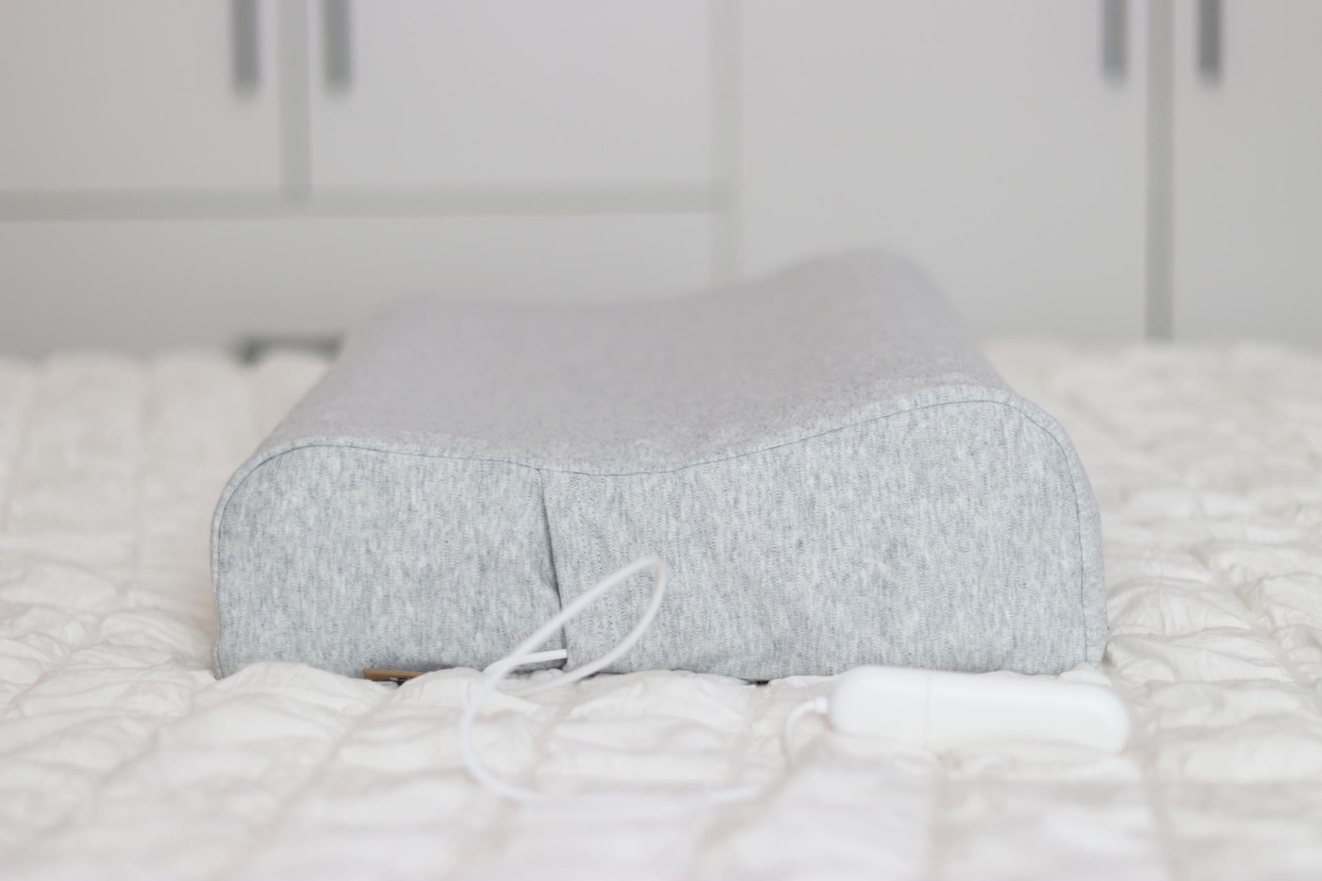 米家智能枕和8h智能枕,睡眠监测智能枕头