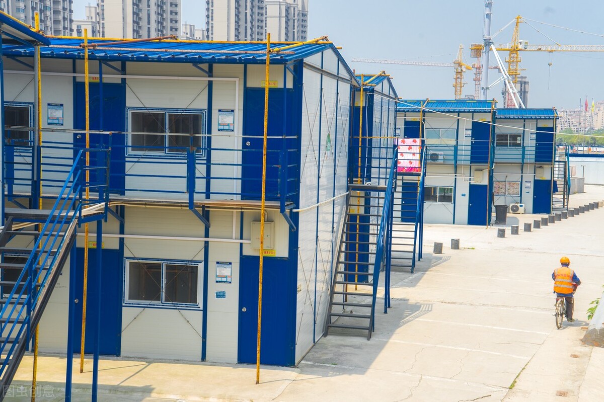 城市农村的彩钢瓦房为什么要拆除,彩钢瓦房为什么要全部拆除