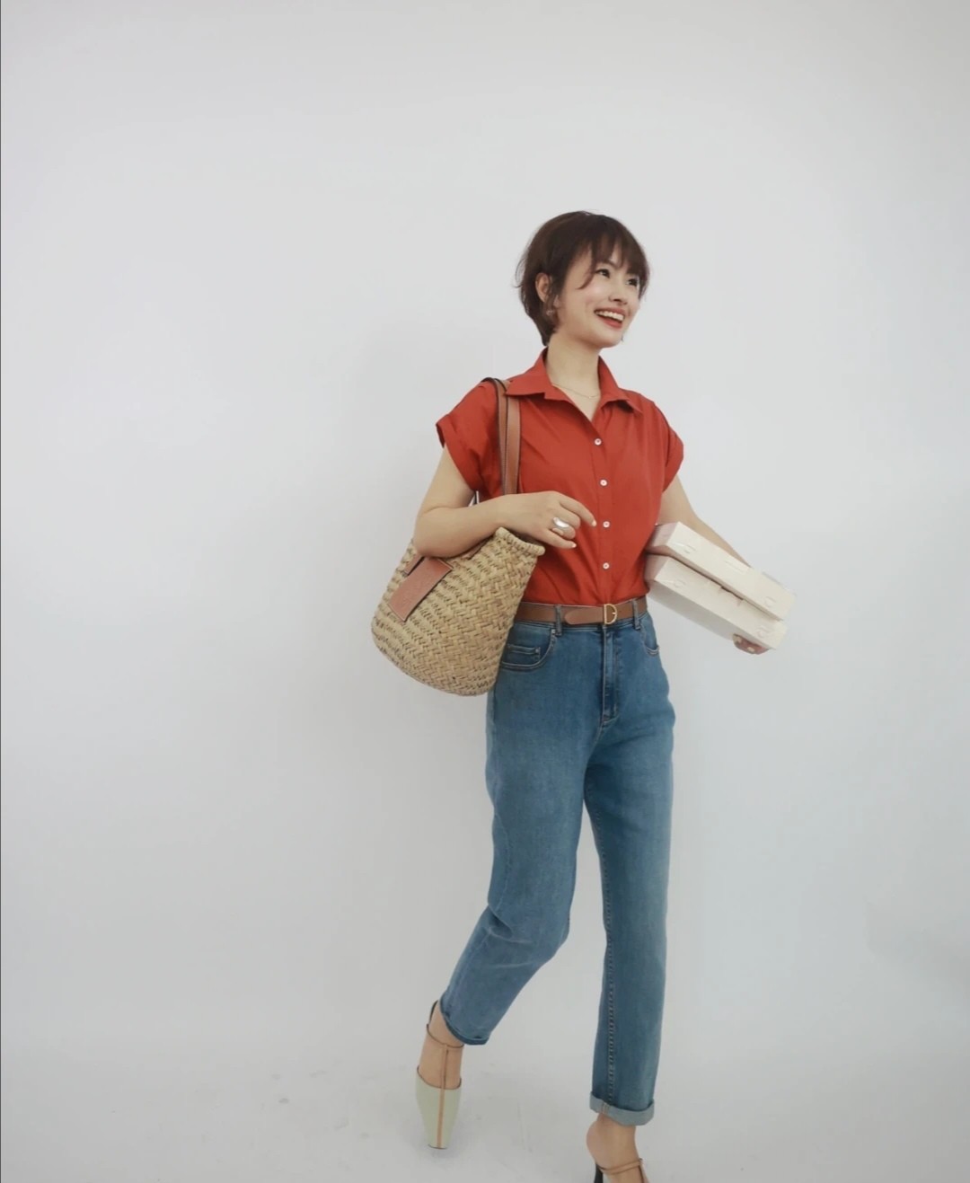 女人老了留长发还是短发好,55岁以后的女人留长发还是短发好