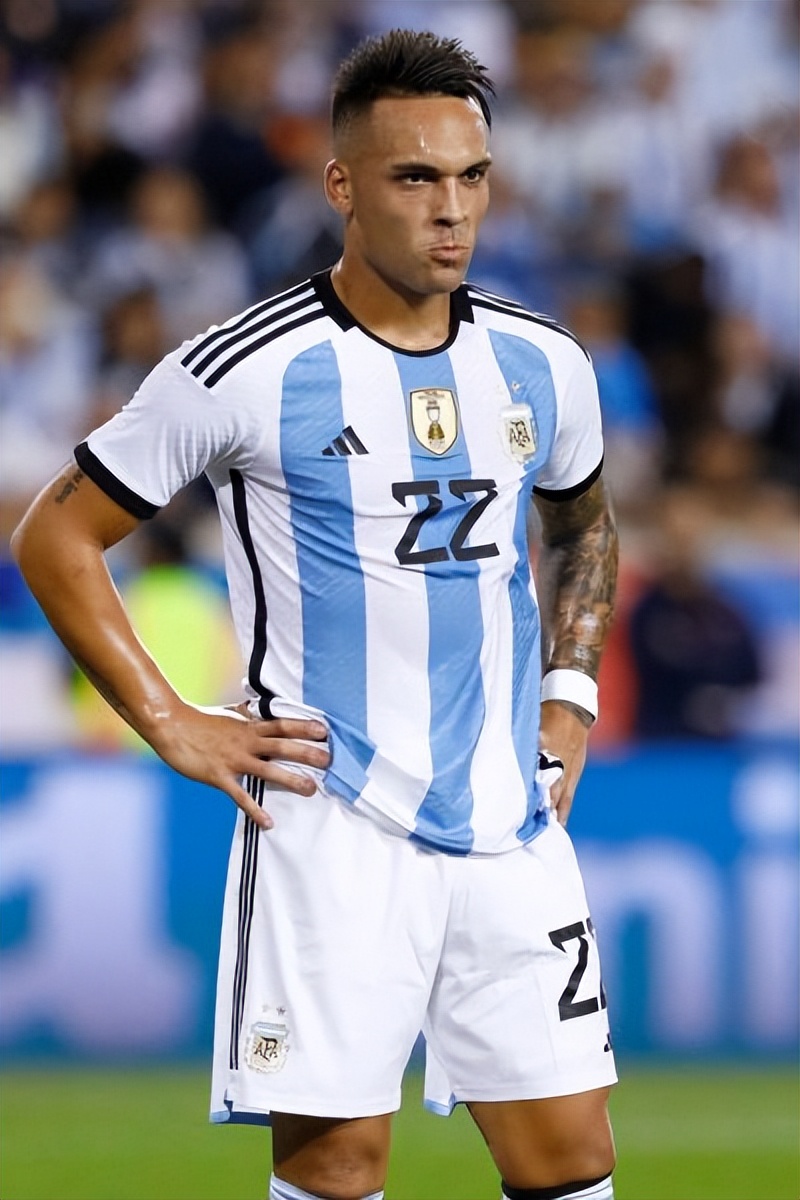 姆巴佩同期数据与梅西c罗对比,espn评nba百大球星前10