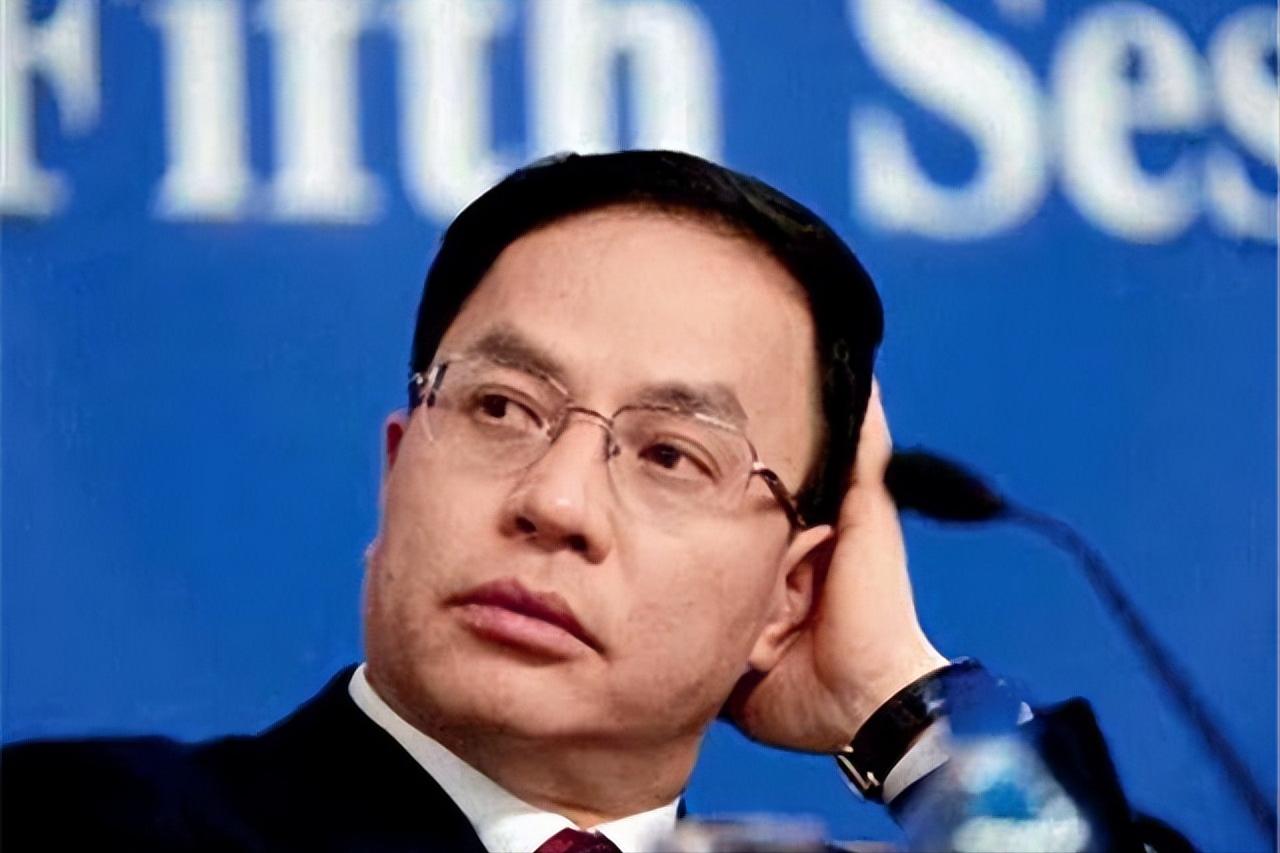 汉能集团李河君低调发家史,汉能集团最新掌舵人