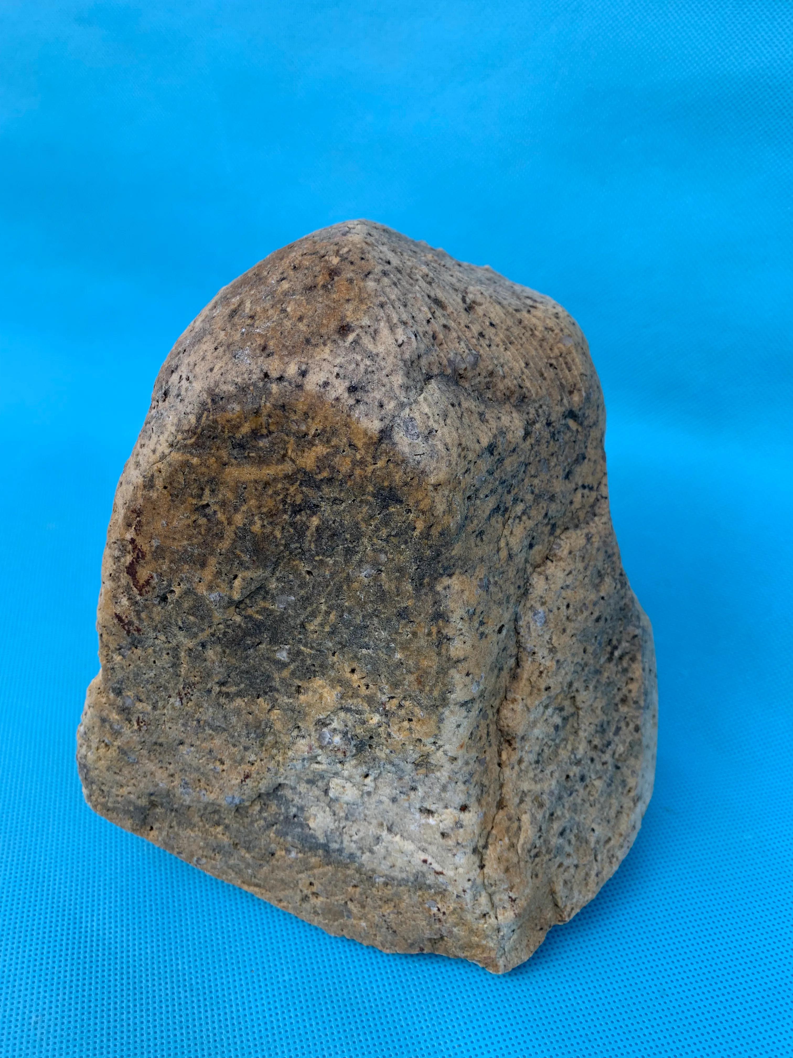 橄榄石球粒陨石和辉石球粒陨石,顽火辉石球粒陨石图片价格