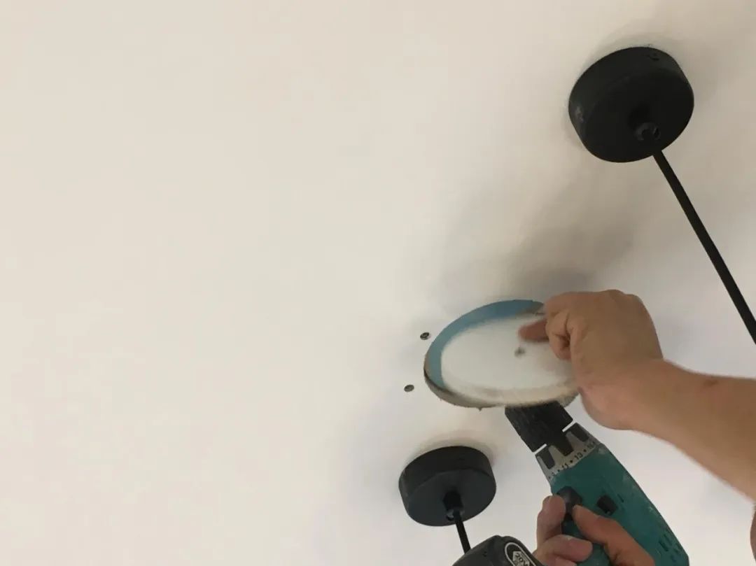 天花孔开大怎么解决,天花板开错孔补洞方法