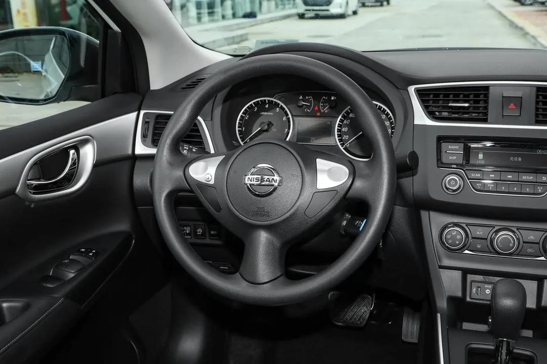 轩逸和经典轩逸区别,轩逸经典2021款