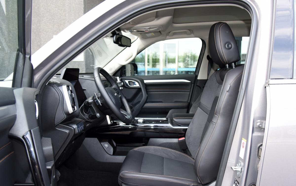 哈弗大狗追猎版2.0t四驱驾驶感受,哈弗大狗追猎版2.0t两驱越野优惠