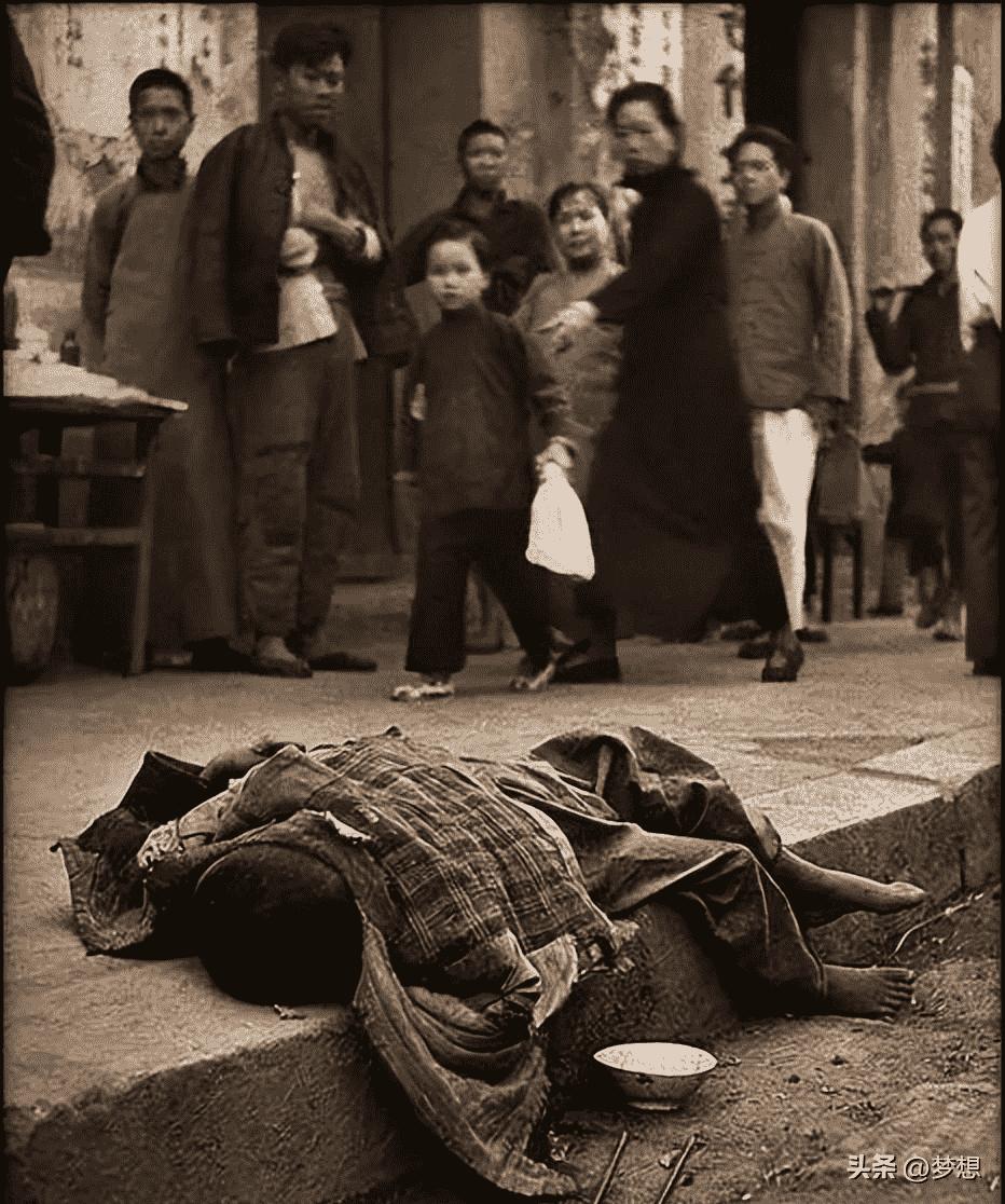 日本侵华暴行一百张照片,30张日本侵华暴行图片