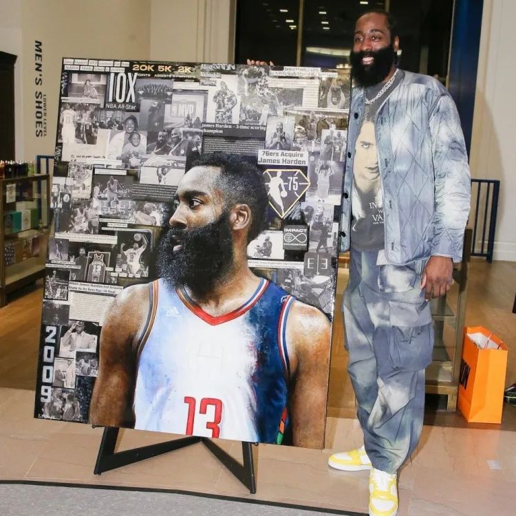 逗妹吐槽：阿扎尔再做手术！这是银河战舰的冒牌零件？