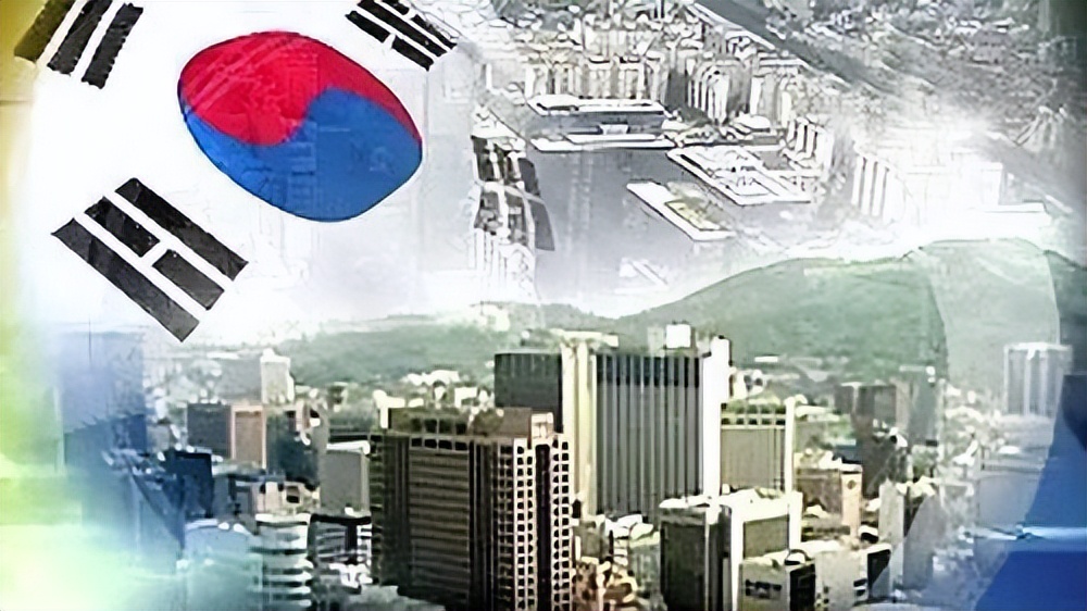 经济跌出前十，韩为*华反**吞下苦果，*华反**卒子全倒霉，美盟友正分裂