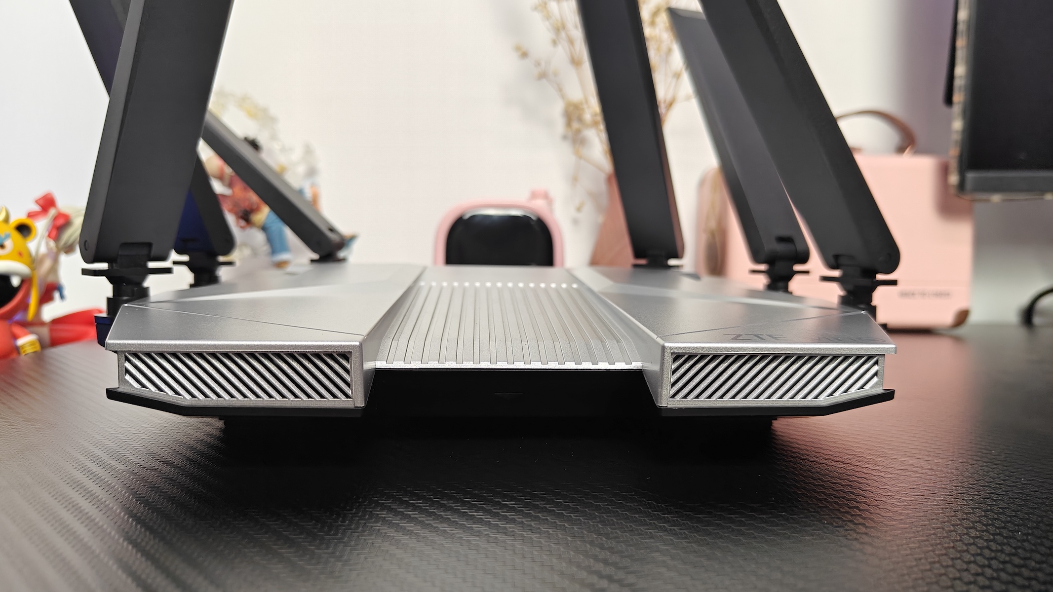 中兴ax5400pro能穿几堵墙,中兴路由器ax5400pro什么时候发布