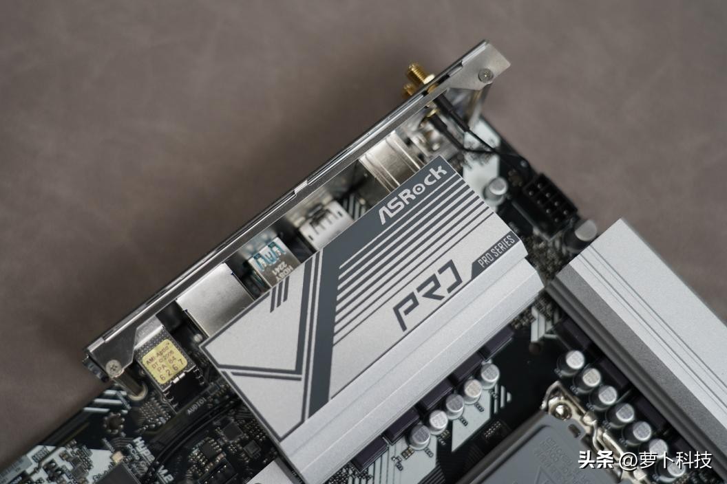 华擎b760m装什么cpu,华擎b760msteellegend