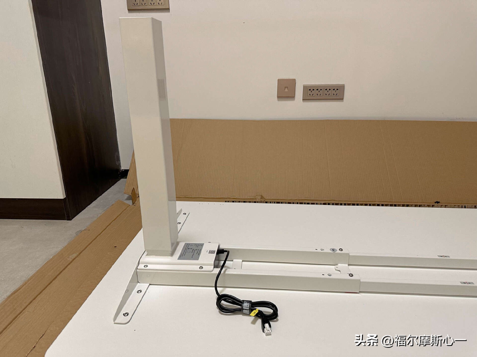 如何合理布局电脑桌,电脑桌怎么改造比较好看