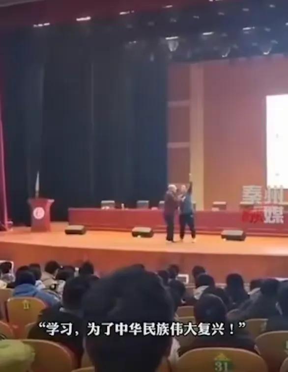 陈宏友之流登堂入室大行其道，谁该为此负责？