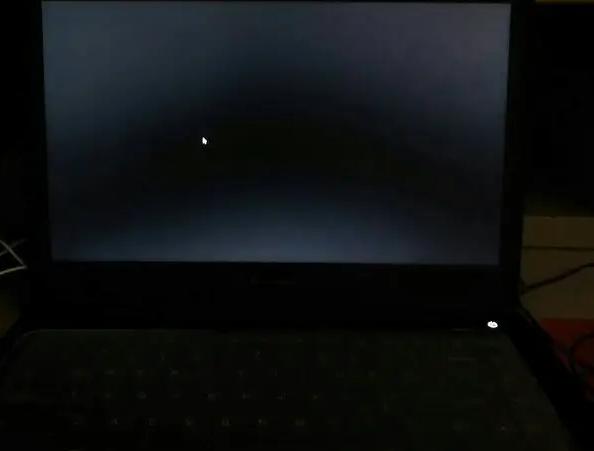 联想笔记本电脑开不了机电源灯亮,联想笔记本开不了机电源灯亮