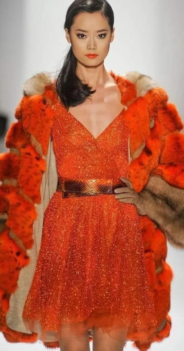 橙色：是欢快活泼热情的光辉色彩，今年时尚潮流色之一