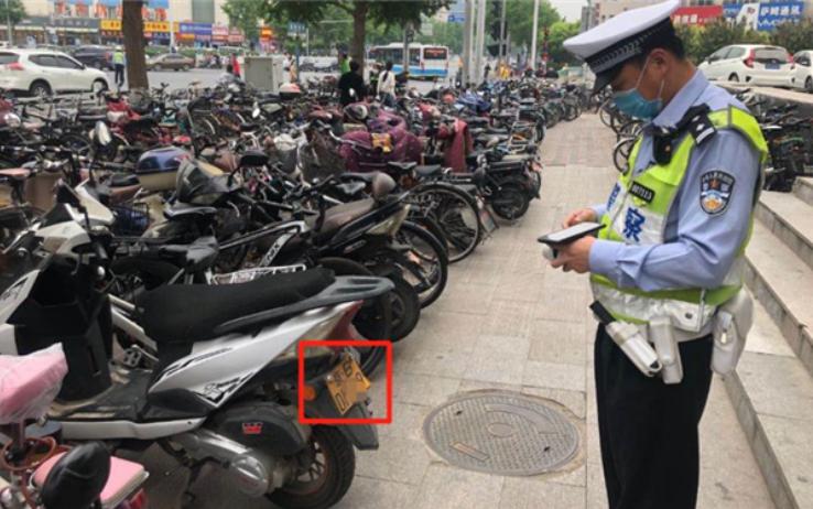 摩托车到了报废期必须要报废吗,二轮摩托车到了报废期不去报废