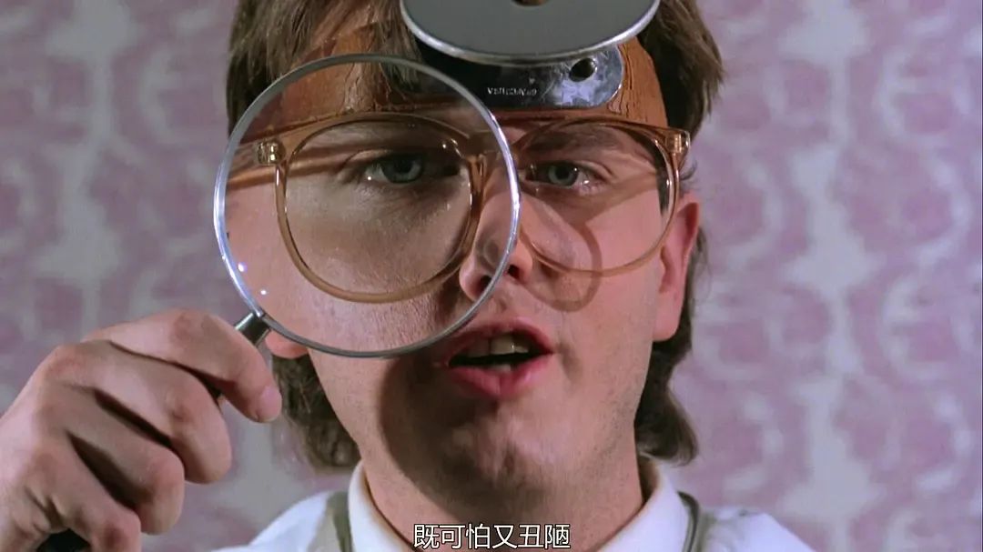 一部连海报都要打马赛克的电影,连海报都要打马赛克