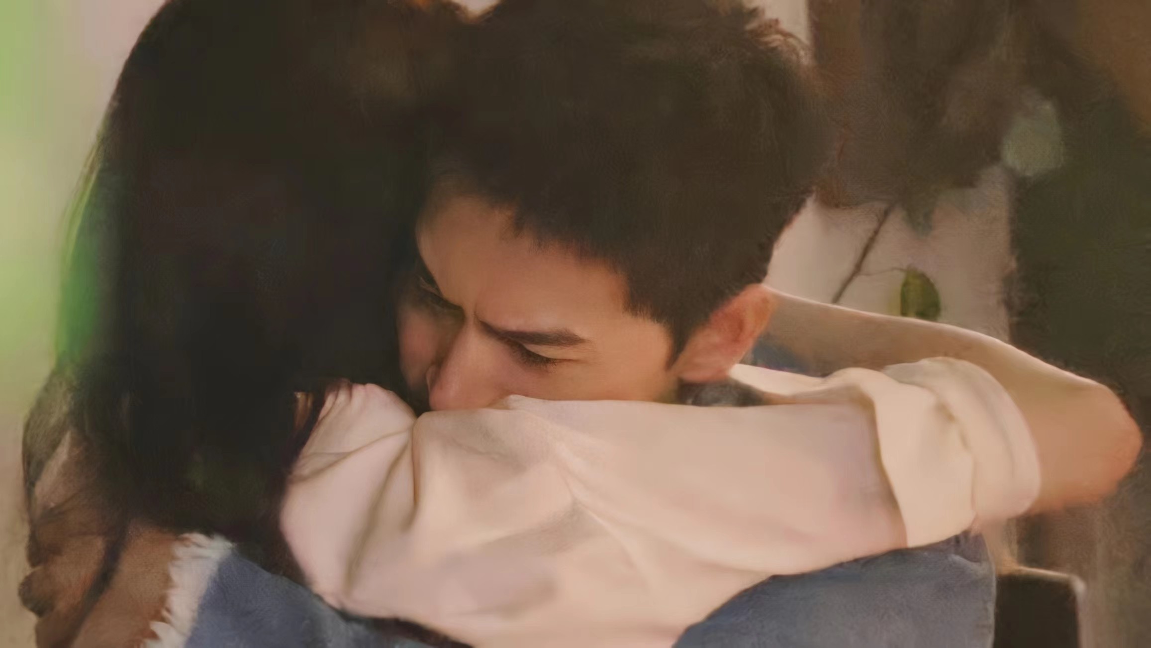 杨洋王楚然深情对视,杨洋王楚然我的人间烟火虐心瞬间