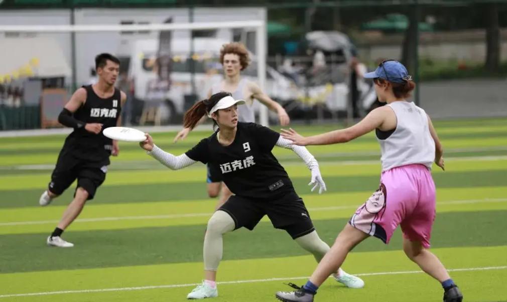 长假结束第一天！唯品会京东同时宣布，这项消费果然火了