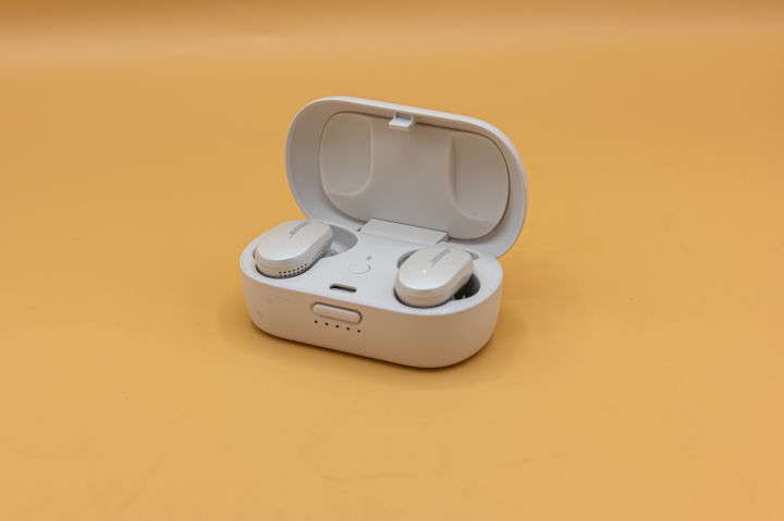 有必要买一千多的苹果蓝牙耳机吗 (苹果蓝牙耳机有必要入手吗)