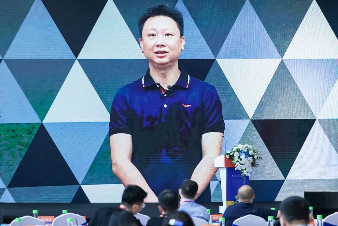 家居新入口｜一体化*途征**，四大玩家作何路径选择？