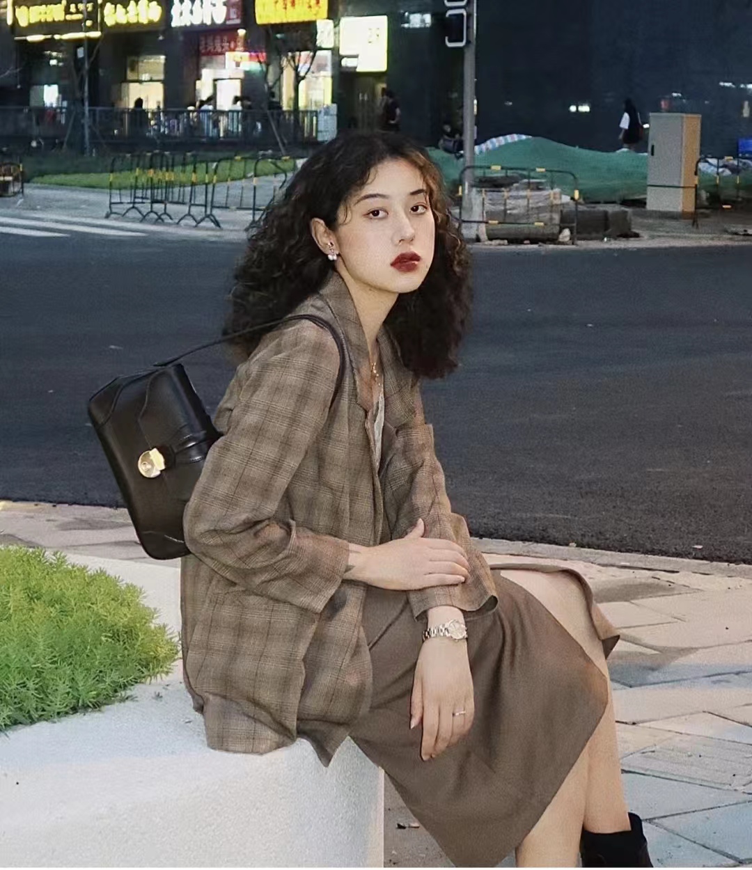 西装长裙搭配西装外套,西装外套配连衣裙气质高级感