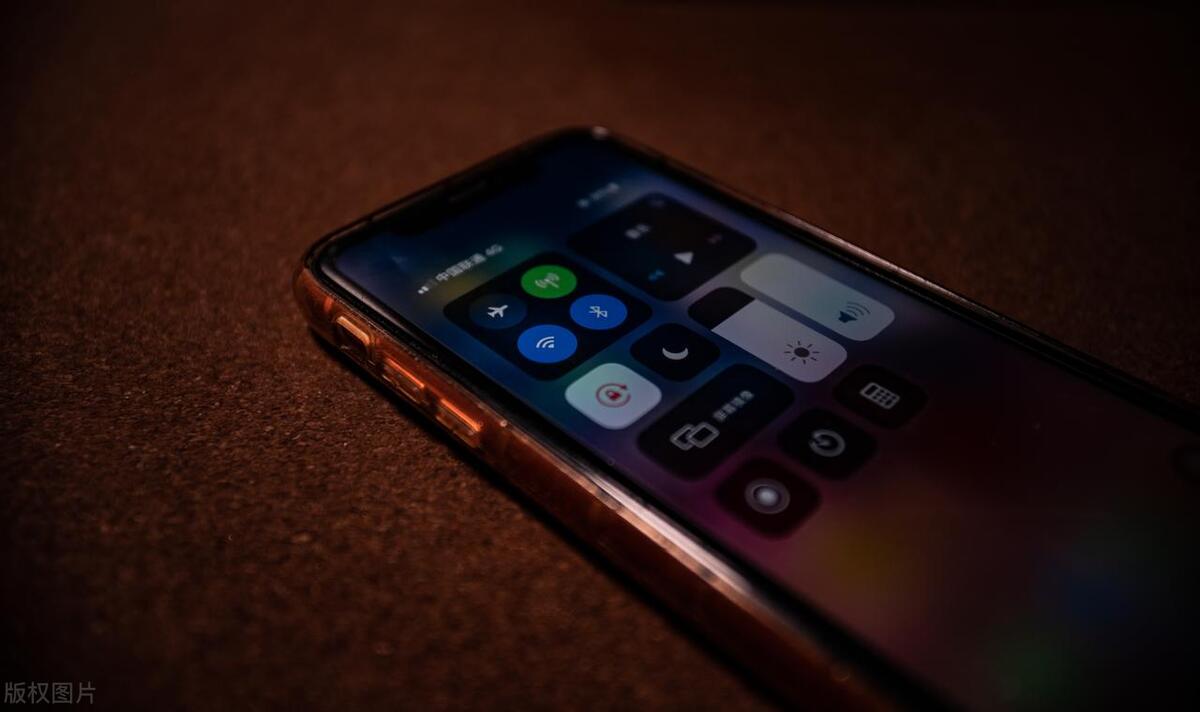 为什么苹果手机拍照比国产手机好,国产手机拍照效果最好的是哪一款