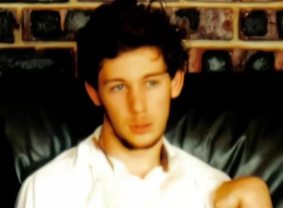 幽灵男孩马丁ted,幽灵男孩马丁的护工