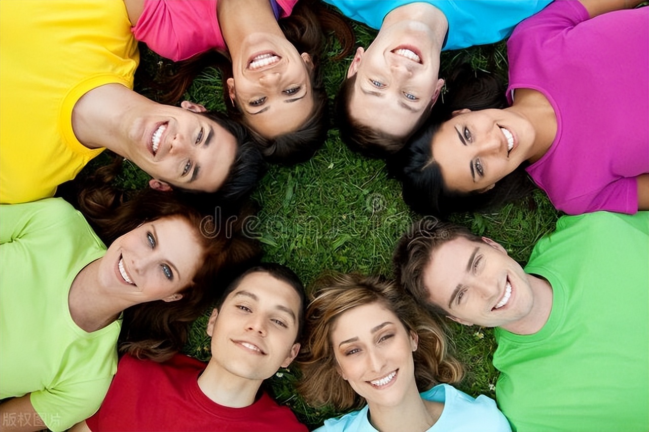 TA在朋友圈*辱侮***谤诽**我怎么办？