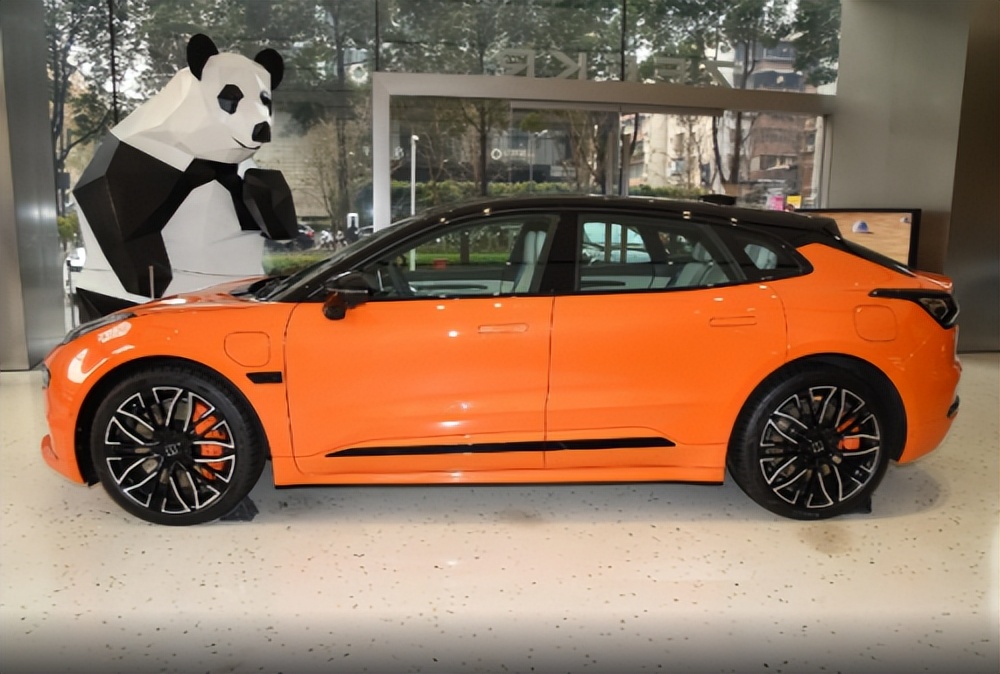 极氪001价格怎么从28.1涨到29.9了,新款极氪001与老款有什么不同