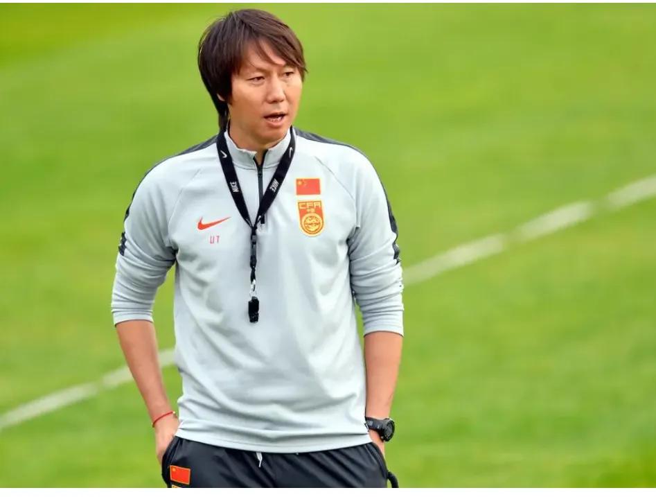 如果国足取消中性名,你对中国男足有什么想说的吗