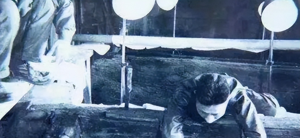 郭沫若打开定陵后诡异事件,郭沫若定陵发生的怪事