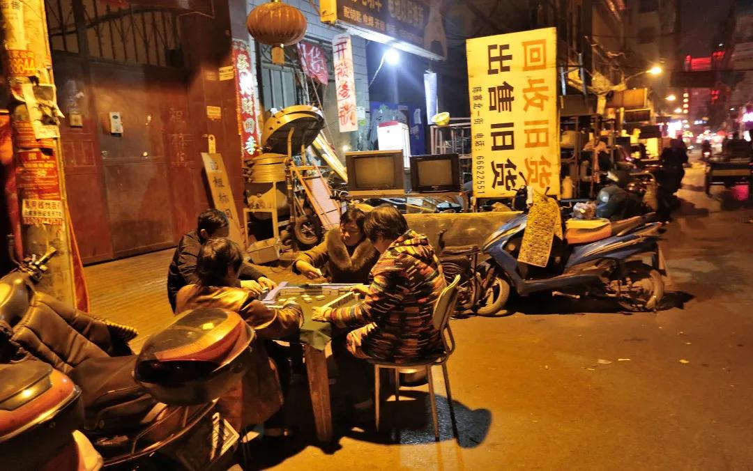 为什么好多人都去郑州,为什么这么多人来郑州