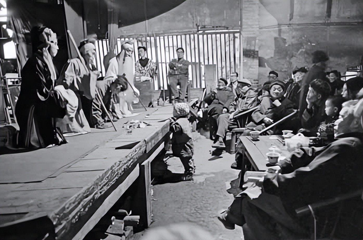 为什么香港有那么多黑帮？1997年香港回归，黑帮到底去哪了？