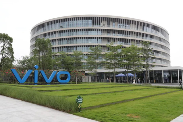 高端手机市场份额华为vivo前列,vivo登顶国内手机市场成最强王者