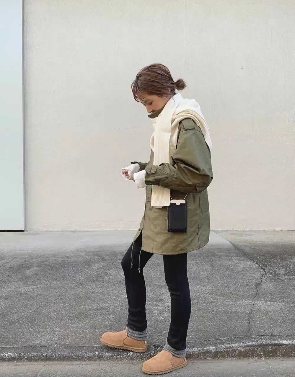 怎么样搭围巾显脸小,薄围巾怎么系显脸小