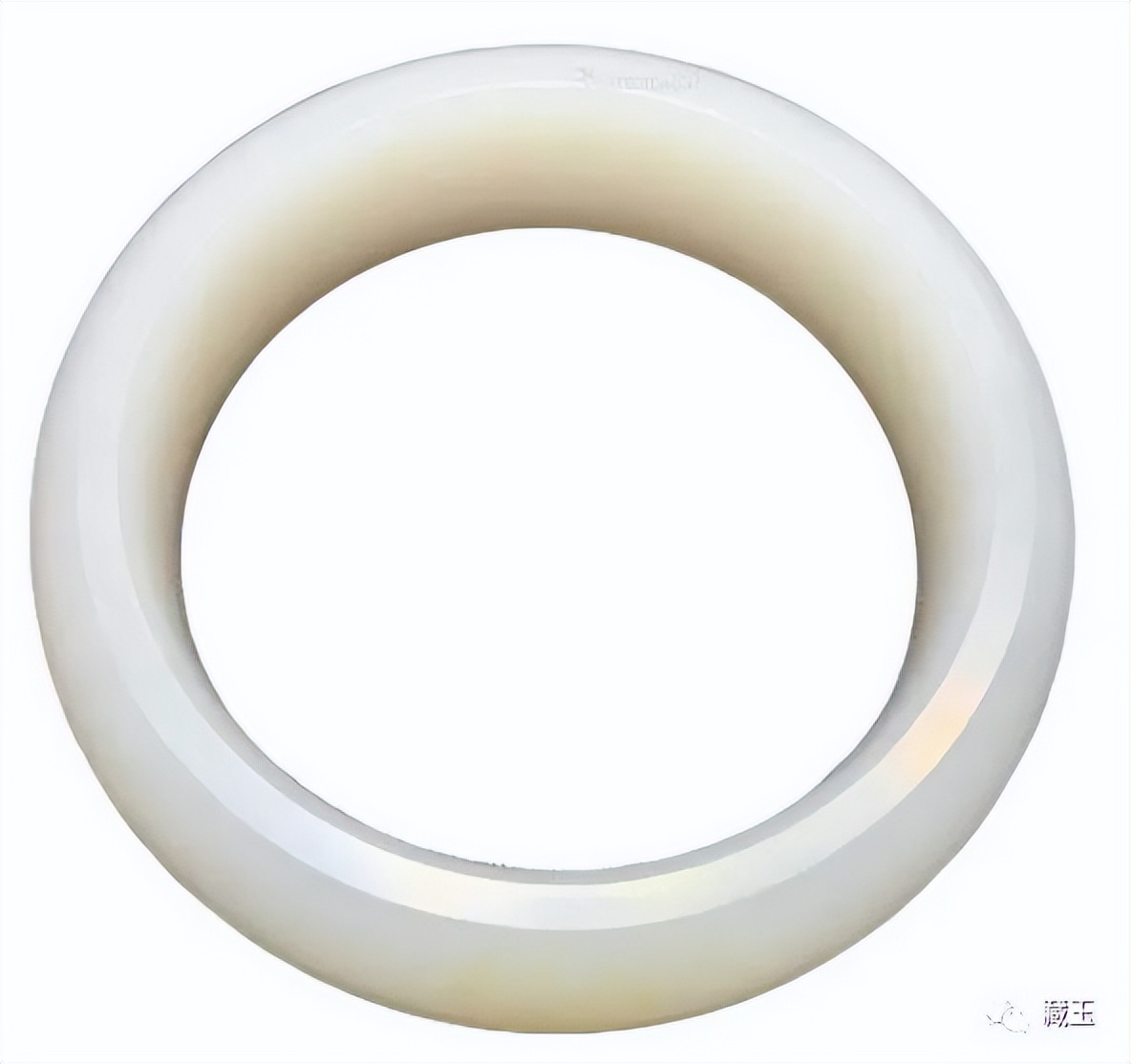 价值10万玉手镯只卖500元,1000块钱的和田玉手镯是不是真货