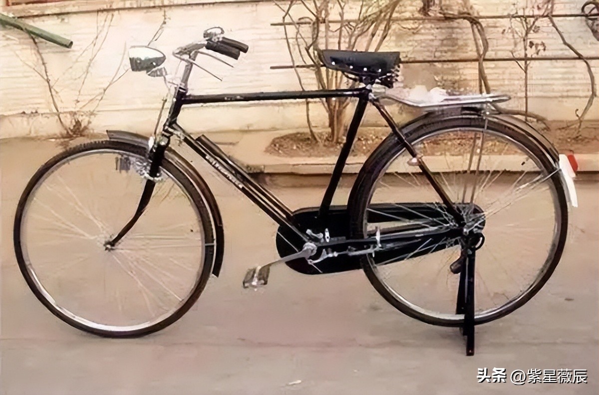 凤凰牌自行车1980年多少钱,五十年代凤凰自行车价格