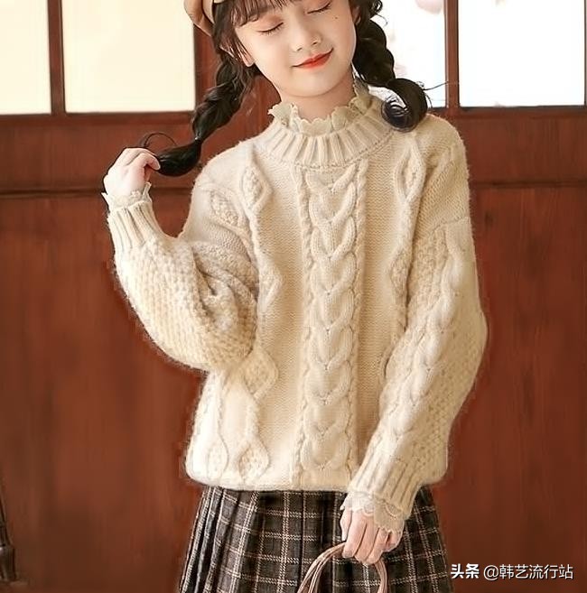 今年女童装最流行毛衣的款式,童装男童针织衫毛衣间色款