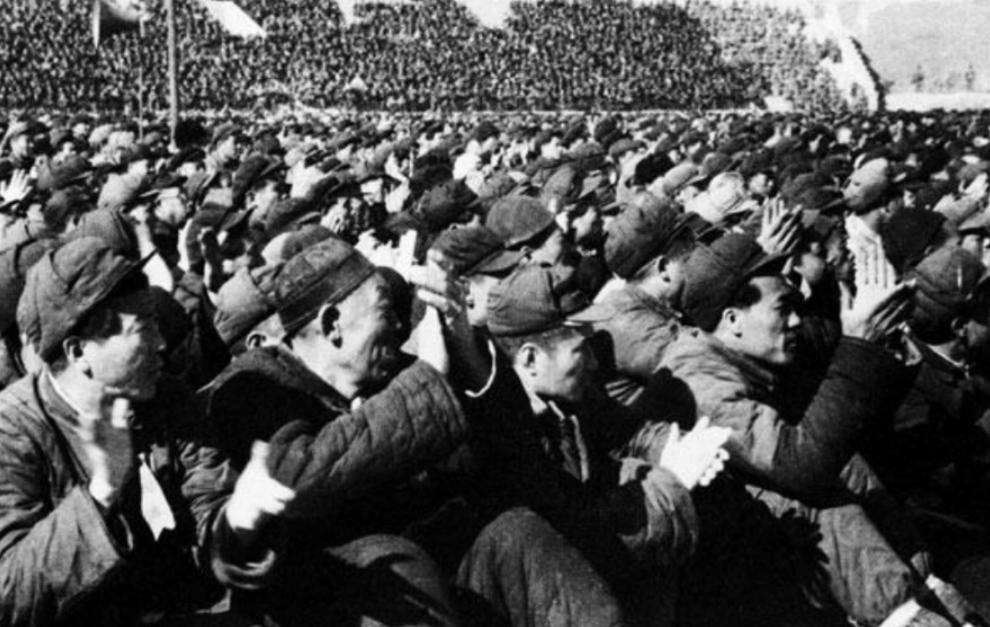 1952年，刘青山贪污上亿被判死刑，13年后，儿子考上清华不敢去