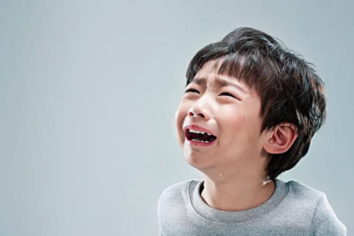 导致孩子玻璃心的原因,儿童玻璃心是怎么造成的