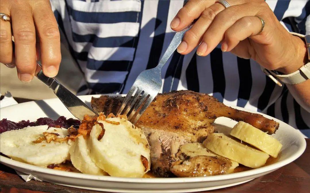 辟谷减肥都是怎么熬过去的,辟谷减肥是一种病态吗