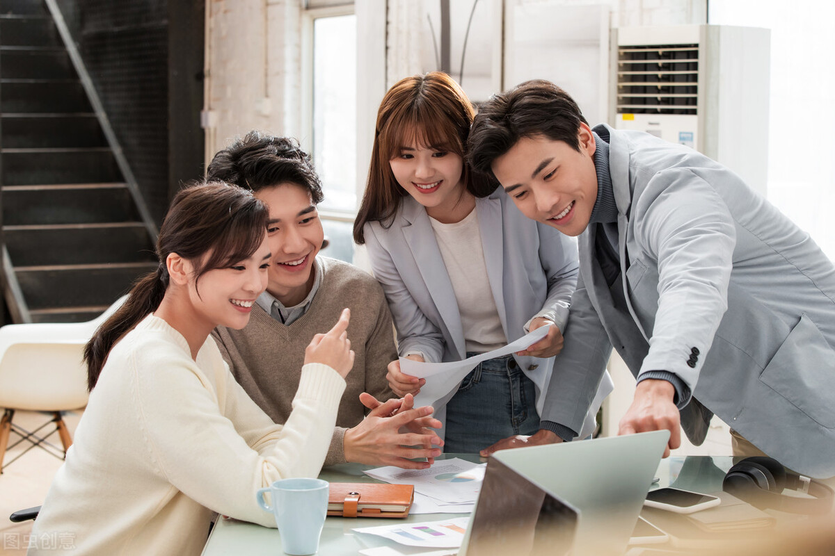 如何反击要甩掉你的男人,男人想抛弃你的几种方法