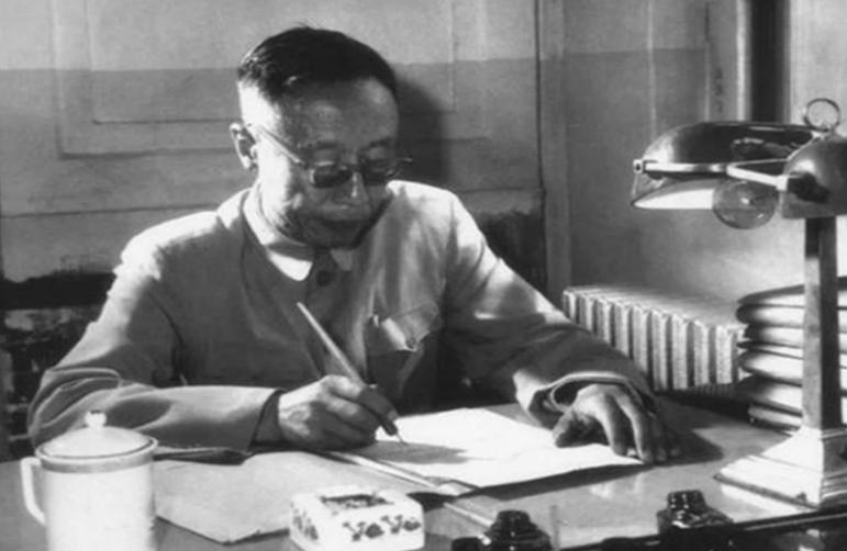 末代皇帝溥仪的生平简介,末代皇帝溥仪的生平大事