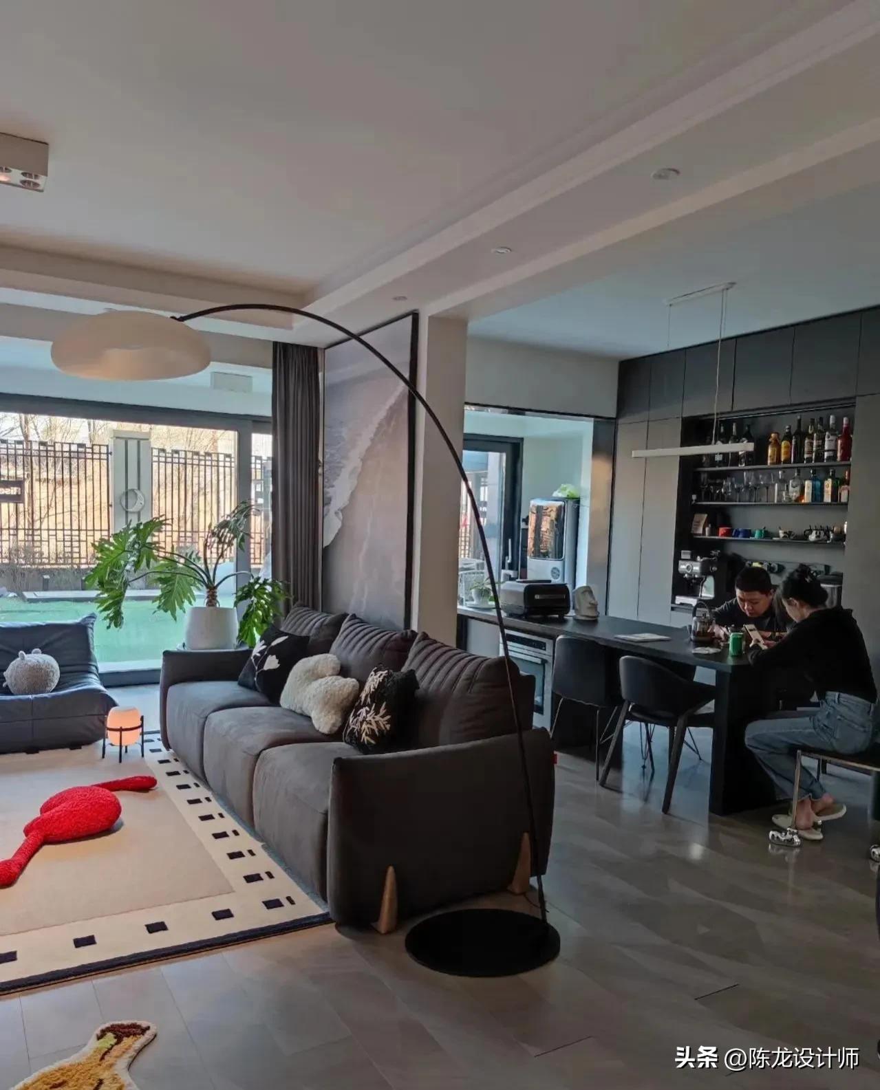 江苏美女晒出自家121㎡新房：全屋装修没有一丝俗气，堪称教科书