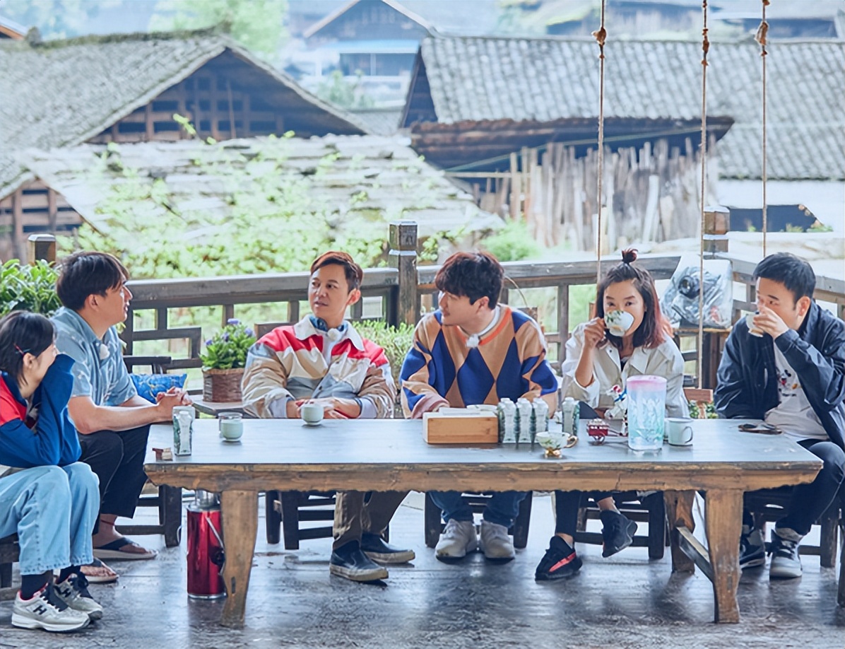 凤凰传奇曾毅的老婆微博,凤凰传奇曾毅妻子是哪里人