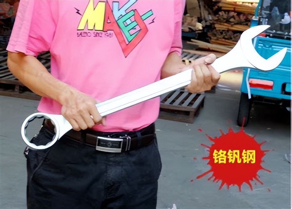 车上放什么工具防身不违法还吓人,交警车上放什么防身工具不违法